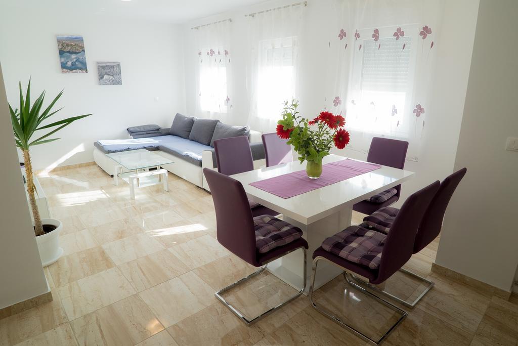 Apartmani Ruzica Makarska Extérieur photo
